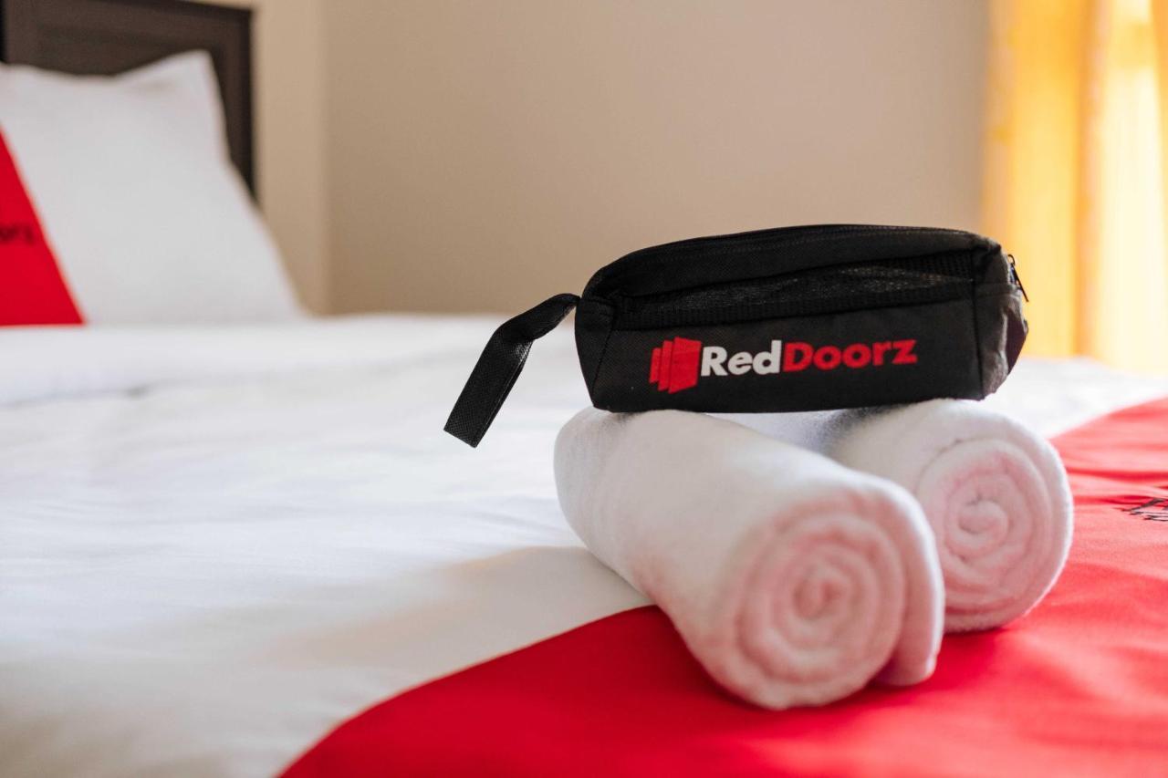 Reddoorz @ Luzmin Bh Lodging House Oslob Extérieur photo